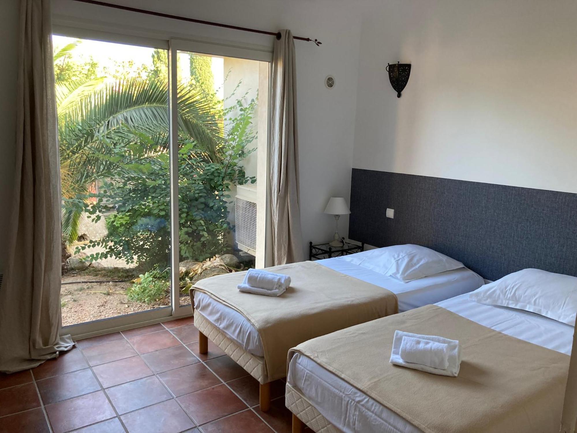 Villas Cala Corsa - 3 Et 4 Chambres - Cala Rossa Porto-Vecchio - Villas Entierement Climatisees Avec Piscine Chauffee Partagee Et Piscines Privees - Internet Gratuit Buitenkant foto