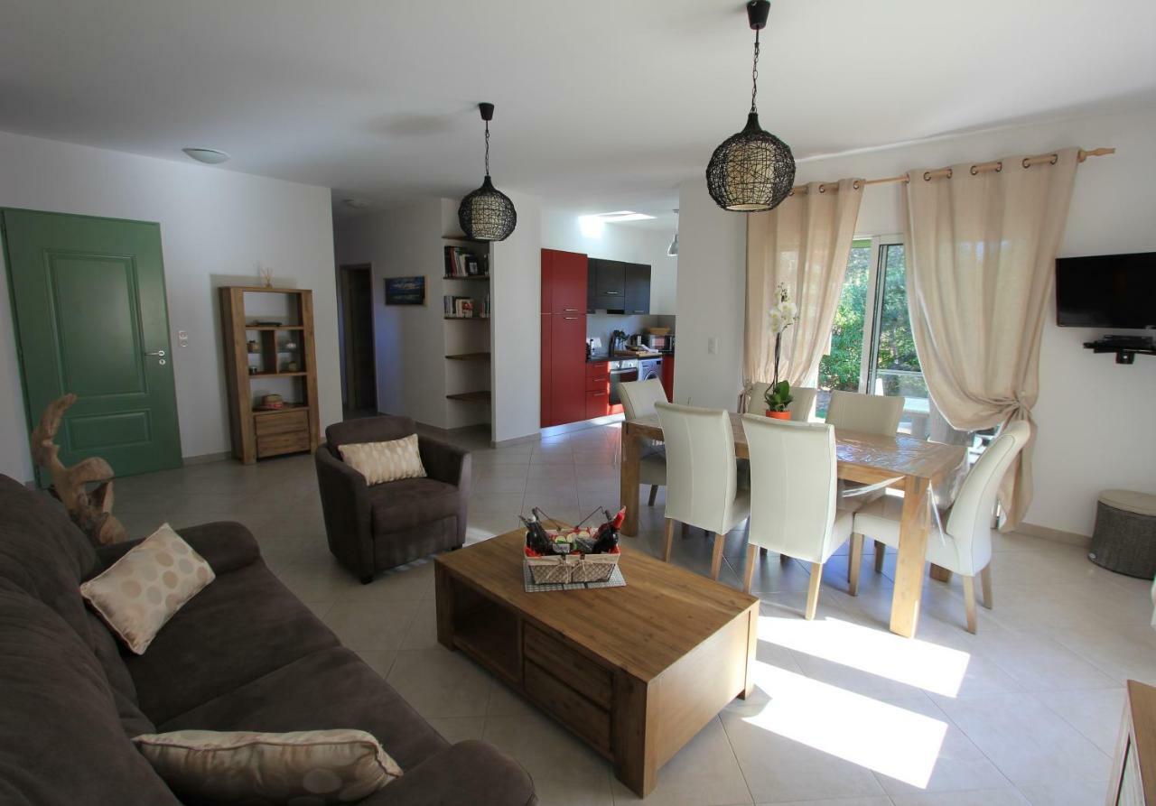 Villas Cala Corsa - 3 Et 4 Chambres - Cala Rossa Porto-Vecchio - Villas Entierement Climatisees Avec Piscine Chauffee Partagee Et Piscines Privees - Internet Gratuit Buitenkant foto